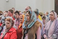 День Жен-Мироносиц