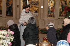 Крещенский сочельник на приходе Троицкого храма.