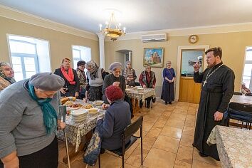 Визит патронажных прихожанок