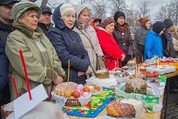 Великая Суббота и Благовещение Пресвятой Богородицы
