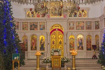 Рождественский сочельник и новые иконы храма