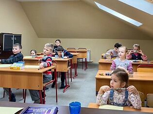 В Воскресной школе ребята обсуждали второе пришествие Иисуса Христа. 