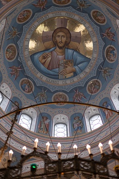 Божественная Литургия в воскресенье, на неделе четвёртой по Пятидесятнице