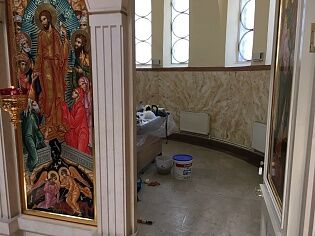 Завершаются ремонтные работы в алтаре