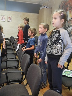 Занятия в Воскресной школе - "Скоро Рождество"