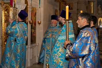 Покров Пресвятой Богородицы