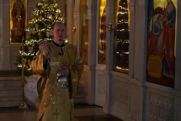 Божественная Литургия в воскресенье, на неделе двадцать девятой по Пятидесятнице