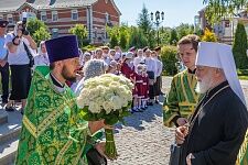 Престольный праздник Троицкого храма. Архиерейское богослужение