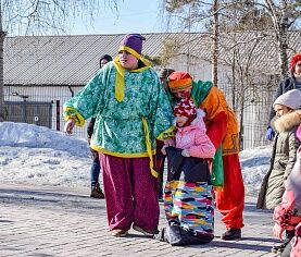 Праздник Масленицы на приходе Троицкого храма