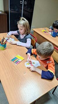 Тема занятия - Святые люди церкви