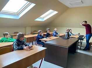 В Воскресной школе ребята обсуждали второе пришествие Иисуса Христа. 