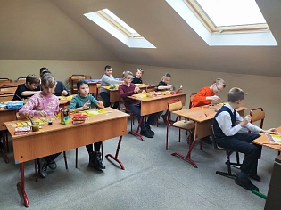 Занятие в Воскресной школе - Уважение к родителям - это важно!