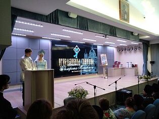 Настоятель Троицкого храма посетил Епархиальный выпускной