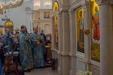 Освящение новых икон Никольского придела