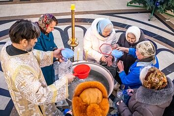 Крещенский сочельник в Троицком храме