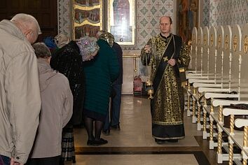 Утреннее богослужение в Великую Пятницу