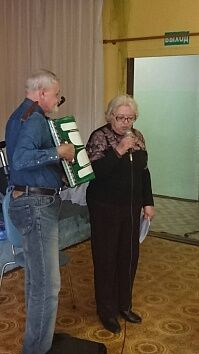 Поздравляем друзей