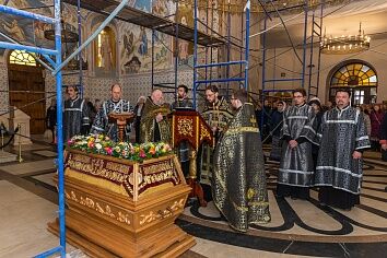 Чин погребения плащаницы в Великий Пяток
