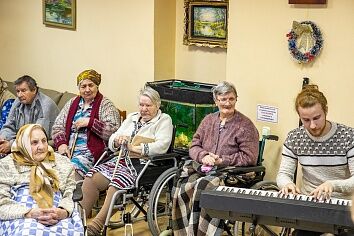 Поездка в дом-интернат "Ветеран"