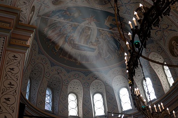 Предпразднество Успения Пресвятой Богородицы. Всенощное Бдение. Вынос площаницы, чин погребения