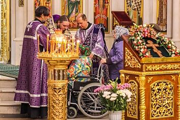 Воздвижение Честнаго и Животворящего Креста Господня