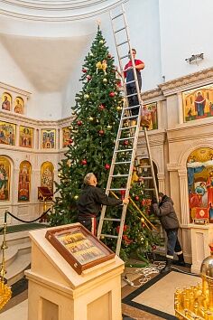 Украшение Троицкого храма к торжествам