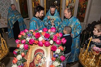 Празднование в честь Казанской иконы Божией Матери