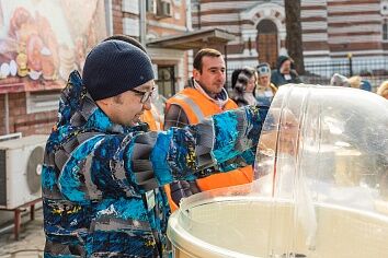 Праздник масленицы на приходе Троицкого храма