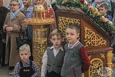 День Жен-Мироносиц