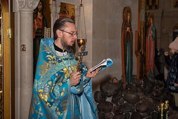 Покров Пресвятой Богородицы