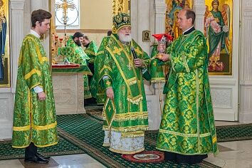 Престольный праздник Троицкого храма. Архиерейское богослужение
