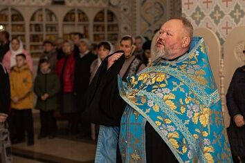 Всенощное бдение в канун праздника Казанской иконы Божией Матери