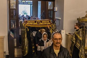 Чин погребения плащаницы в Великий Пяток
