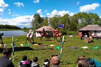 На православном фестивале «Служение богу и отечеству».