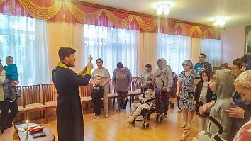 Причастие детей-инвалидов 