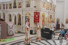 День Жен-Мироносиц