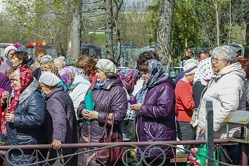 Радоница. Панихида на Щуровском кладбище.