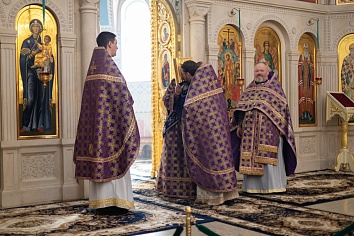 Великий Четверг. Утренняя Литургия