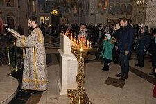 Утренняя Божественная литургия. Адамово изгнание