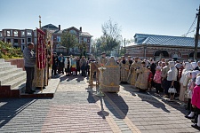 Перенесение мощей святых благоверных князей Петра и Февронии Муромских