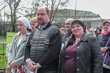 Радоница. Панихида на Щуровском кладбище.